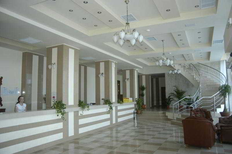 Hotel Comandor Mamaia Exterior foto
